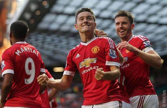 这一切背后 这一切背后